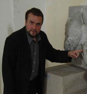 Od roku 2004 je předsedou odborné rady společnosti Archaia Praha o. p. s. Členové správní a dozorčí rady PhDr. Zdeněk Lochmann (* 20. 1. 1955) předseda správní rady Doc. PhDr. Jiří Musil, PhD. (* 10.