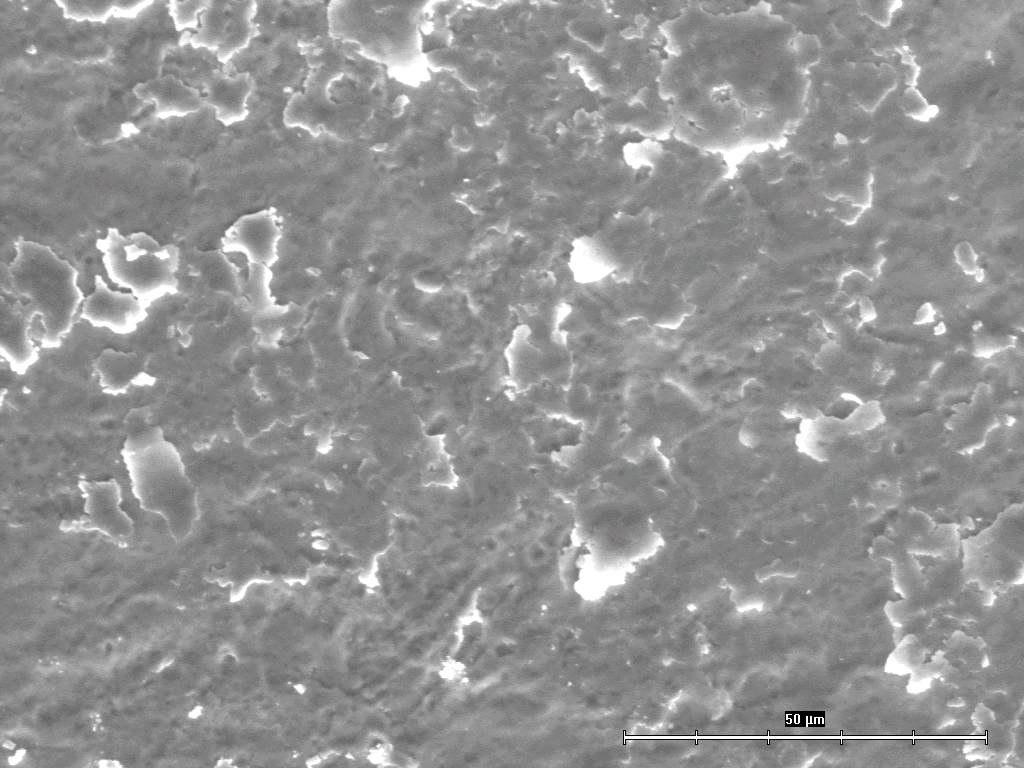 lokality. 5. SLEDOVÁNÍ VLASTNOSTÍ OBJEMOVÝCH MATERIÁLŮ PŘI KONTAKTNÍM DYNAMICKÉM NAMÁHÁNÍ Pro tento experiment byl záměrně vybrán materiál z použitého železničního kola.