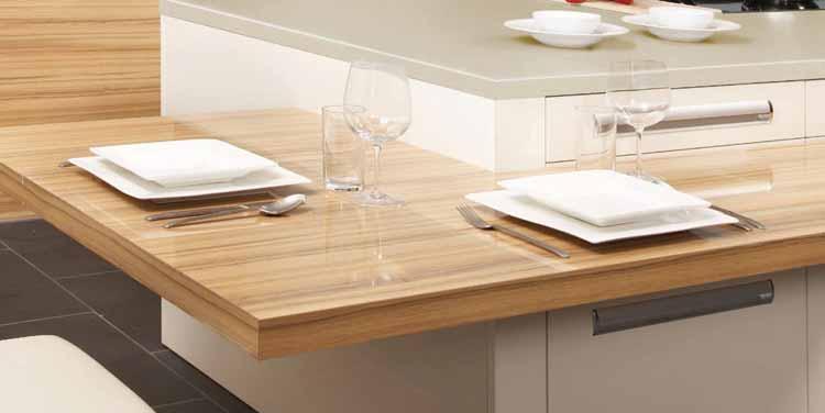 NOVO v ponudbi: - trije dekorji delovnih plošč dimenzije: 38 mm x 600 mm x 4100 mm - SIJJ -