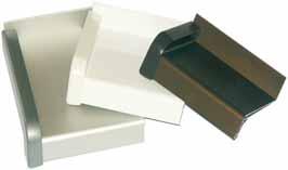 barvah in sicer v beli barvi (RL9016), natur eluksiranem aluminiju (EV1), eluksirani rjavi barvi