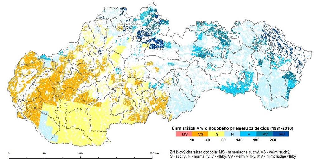 Rozloženie zrážok sa prejavuje aj na porovnaní s dlhodobým priemerom za rovnaké obdobie, pričom druhú dekádu júla môžeme vo východnej polovici územia a na severe hodnotiť ako normálnu.