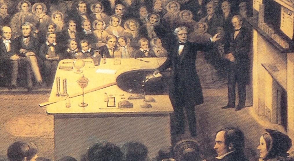 Michael Faraday (1791-1867) dielektrika zmenšují