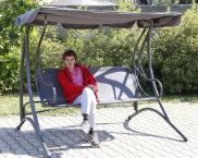 Je třeba si uvědomit, že získávání nových dovedností je proces náročný na čas i trpělivost. Každou činnost je nutné rozdělit na jednotlivé (nejjednodušší) úkony a ty postupně nacvičit.