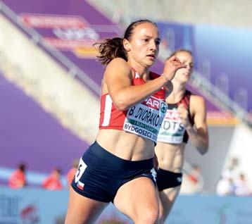 Barbora DVOŘÁKOVÁ (4x100 m) born: 10. 5. 1997 Praha club: TJ Dukla Praha coach: Gabriela Dvořáková (mother) PB: 100 m - 11.78/2018 2018: 100 m - 11.78 Kraków 8. 7.