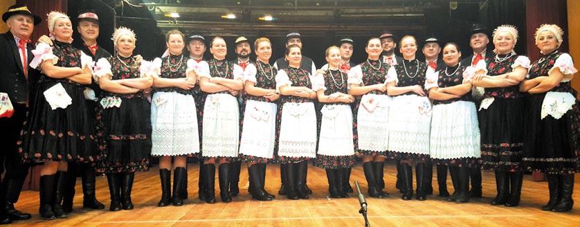 Prasličiari nezaháľali ani v druhom polroku Priaznivcom folklóru by som rada priblížila niekoľko podujatí ktorých sa Folklórna skupiny PRAS- LICA zúčastnila v II. polroku 2017.