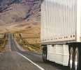Pro čtenáře tvoříme tituly, pro vaše podnikání příležitosti www.trucker.cz Listopad November 2017 XXVII. ročník 49,90 Kč 2,02 www.trucker.cz č. 11/17 DOPRAVA A SILNICE 10/