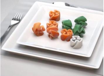 3.3.2. 3D tisk potravin Základem tiskárny jsou chlazené zásobníky s různými jídelnímí přísadamí ve velmi jemné, práškové nebo tekuté formě.