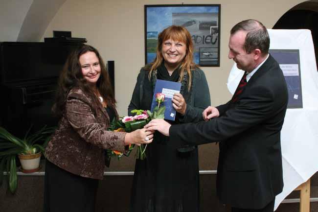 The ceremony of presentation of the book Brain trauma and rehabilitation, published by Galén s.r.o. From the left: Assoc.