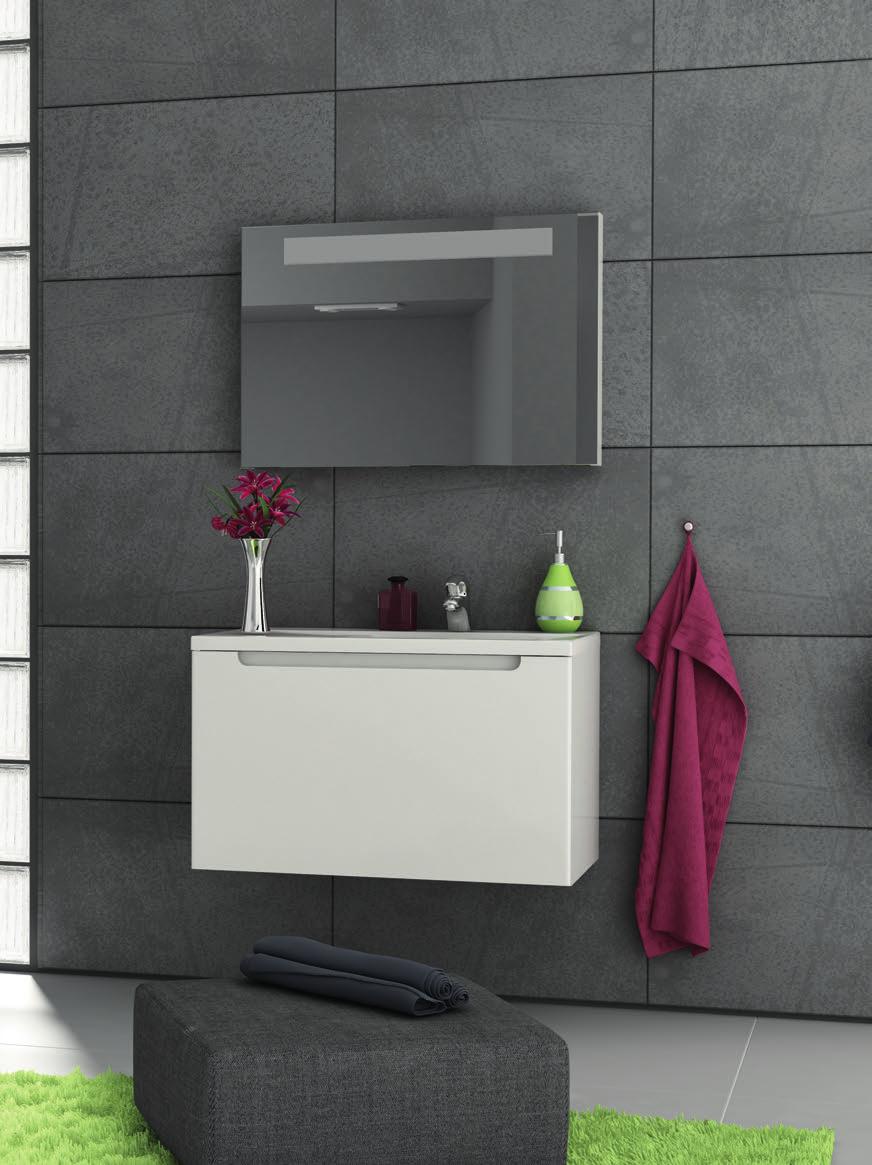 SmartLine Lesklý a minimalistický design Čistá elegance skla jemně zdůrazněného lesklými