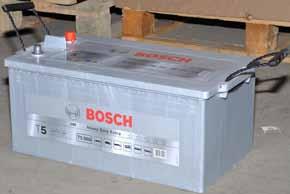 Štartovací akumulátor Bosch ST5 12 V 145 Ah 800 A prevedenie SHD/RF Rozmery (D x Š x V) 513 x 189 x 223 mm Obj. č.