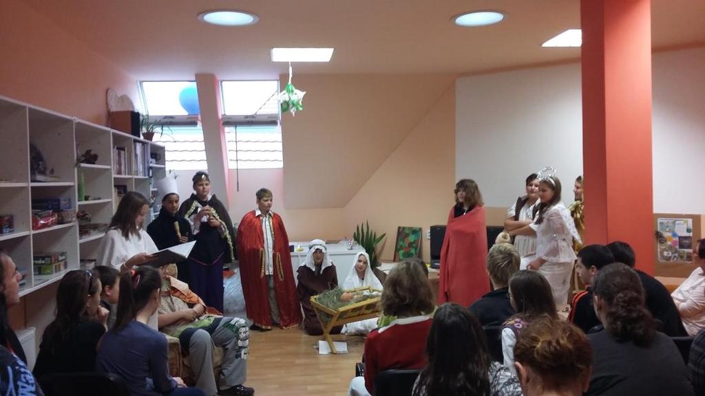 Školní psycholog (MUDr. Marcela Rozehnalová) konzultace s dětmi a jejich rodiči a následná péče, celkem 10 žáků Logoped (Mgr. Michaela Hrubešová) náprava výslovnosti, 8 dětí Speciální pedagog (Mgr.