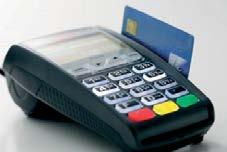V případě kladné autorizace vytiskne platební terminál první stvrzenku určenou pro obchodníka a následně terminál vytiskne druhou stvrzenku, která je určena pro držitele platební karty.