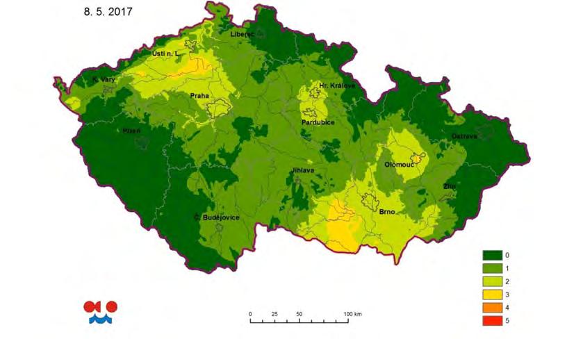 Mapa 4: Míra ohrožení půdním suchem v profilu 0 až 100 cm pod trávníkem