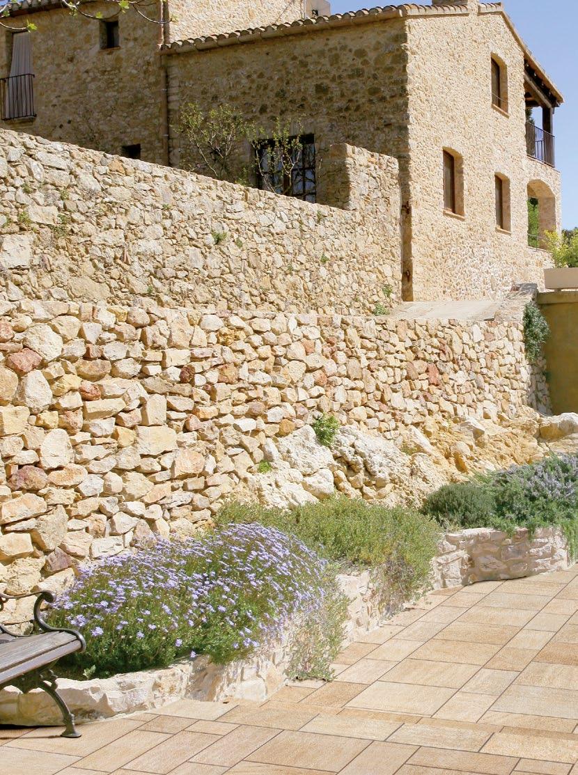 9 mm: 31x62 R11/R10 31x62 cm 399 Kč/m2 Concept Stone Out Fossili Někdy je třeba vybrat materiály do venkovních prostor nebo okolí bazénu, podlahy pro wellness, apod.