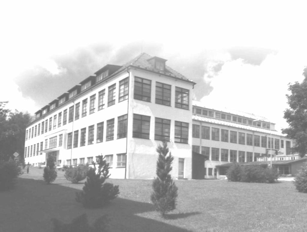 MEDIN, a.s. Vlachovická 619 Nové Město na Moravě PSČ 592 31 Czech Republic IČO 43378030 DIČ CZ43378030 centrála Tel.: 566 684 111 prodej Č e s k á r e p u b l i k a Tel.