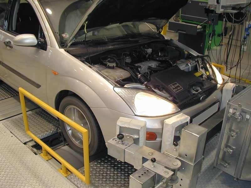 MĚŘENÍ EMISÍ OSOBNÍCH AUTOMOBILŮ Standardizované testy, které používají pro měření emisí a dalších parametrů (spotřeba, ) výrobci automobilů (nejedná se o pravidelné měření emisí ) jízdní zkouška