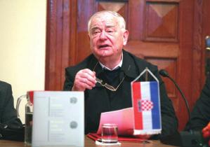 RAZGOVOR Stjepan Krasić, povjesničar, autor knjige Prag i Zadar: dva europska sveučilišna središta u XIV. stoljeću Prvi inozemni student u Hrvatskoj došao je 1396.