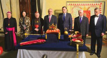Češka kraljevska kruna izložena nakon pet godina Od 10. do 19. svibnja 2013.