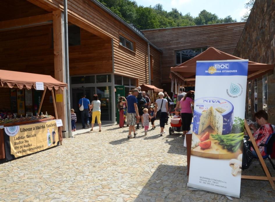 (foto: L.Štefka) prázdninovou slavnost a regionální jarmark u příležitosti 1.