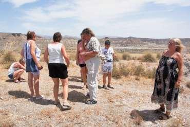 Gugl se na mě podíval a hned jsme jeli do 30 km vzdáleného města Roquetas de Mar v provincii de Almeria. Přestal jsem vnímat okolní krásnou krajinu.