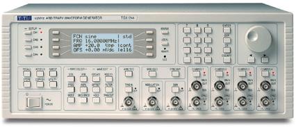 pulzy Možné integrované rozmítání sweep 0,1 Hz až 20 MHz Rozhraní: USB a RS232 Webcode: 5245 Série TGA1240 TG1010A Programovatelný generátor: 40 MS/s, 12 bit Funkční