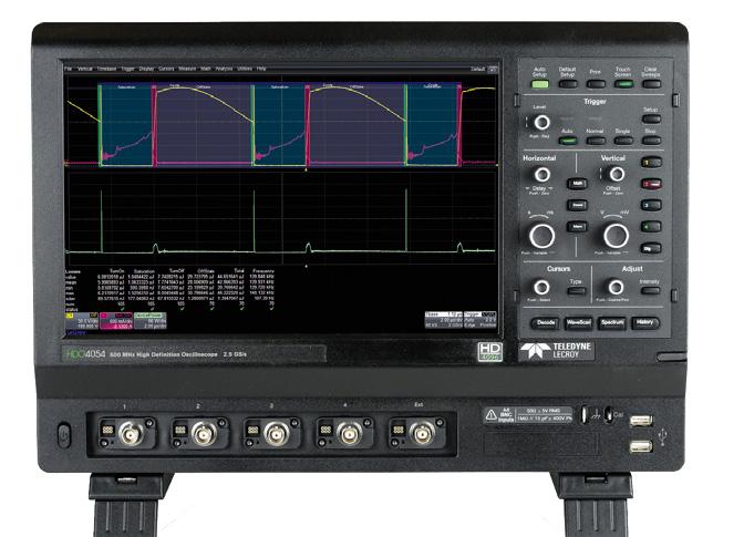 Osciloskopy HDO 4000A Webcode: 5201 Volba šířky pásma v řadách: 200 MHz, 350 MHz, 500 MHz a 1 GHz Vzorkovací frekvence 10 GS/s pro každý kanál AD převodník s rozlišením 12 bit Volitelně logický
