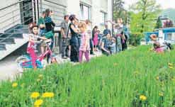 Škofja Loka Škofja Loka je eno od devetih mest v Sloveniji, kjer... v sodelovanju z mestnimi upravami organizirajo urbane sprehode Jane s Walk.