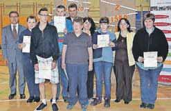Loški glas, torek, 28. maja 2013 5 Občina Škofja Loka Dijaki pri Ruski kapelici Mlade je pretresla pripoved o plazu, ki je pred skoraj sto leti zasul vojne ujetnike, ki so gradili cesto čez Vršič.