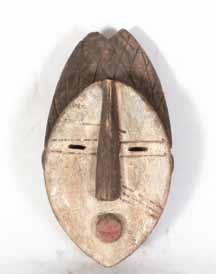 Neznámý autor Obličejová kifwebe, Songye, Demokratická republika Kongo kolorované dřevo, 20. století, v. 39 cm, posouzeno Mgr. Janou Jirouškovou, CSc. 3 000 Kč ( 120) 255 253.