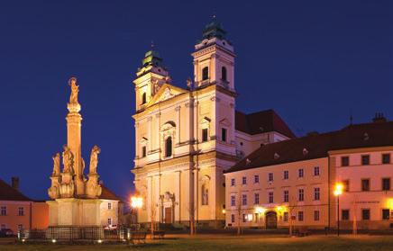 3. 1. KONCERT / MOZARTOVO SLAVNOSTNÍ ZAHÁJENÍ REQUIEM VALTICE KOSTEL NANEBEVZETÍ PANNY MARIE VALTICE ČTVRTEK 5.