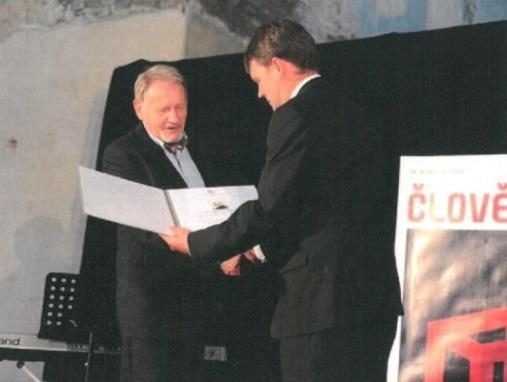 Dětský den V červnu se za dětmi přiletěl podívat Brouček se svými rodiči, Beruškou a ostatními v