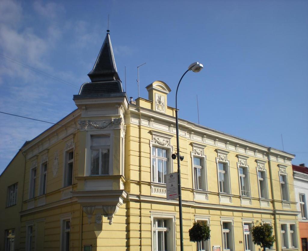 ŠKOLNÍ VZDĚLÁVACÍ PROGRAM ZÁKLADNÍ UMĚLECKÉ ŠKOLY B. M.