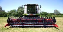 Přehled současného stavu poznání Přehled současného stavu poznání Skládací žací lišta 2.1.7 Geringhoff Harvest Star* Vario Skládací lišta řezačky 2.1.8 Krone Big X 700 2.1.8 Obr.