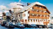 2 Apartmány RUSSBACH Místo pobytu a poloha: Russbach (800 m), dům v centru jen 300 m od lanovky Hornbahn, zastávka skibusu 0 m od domu.