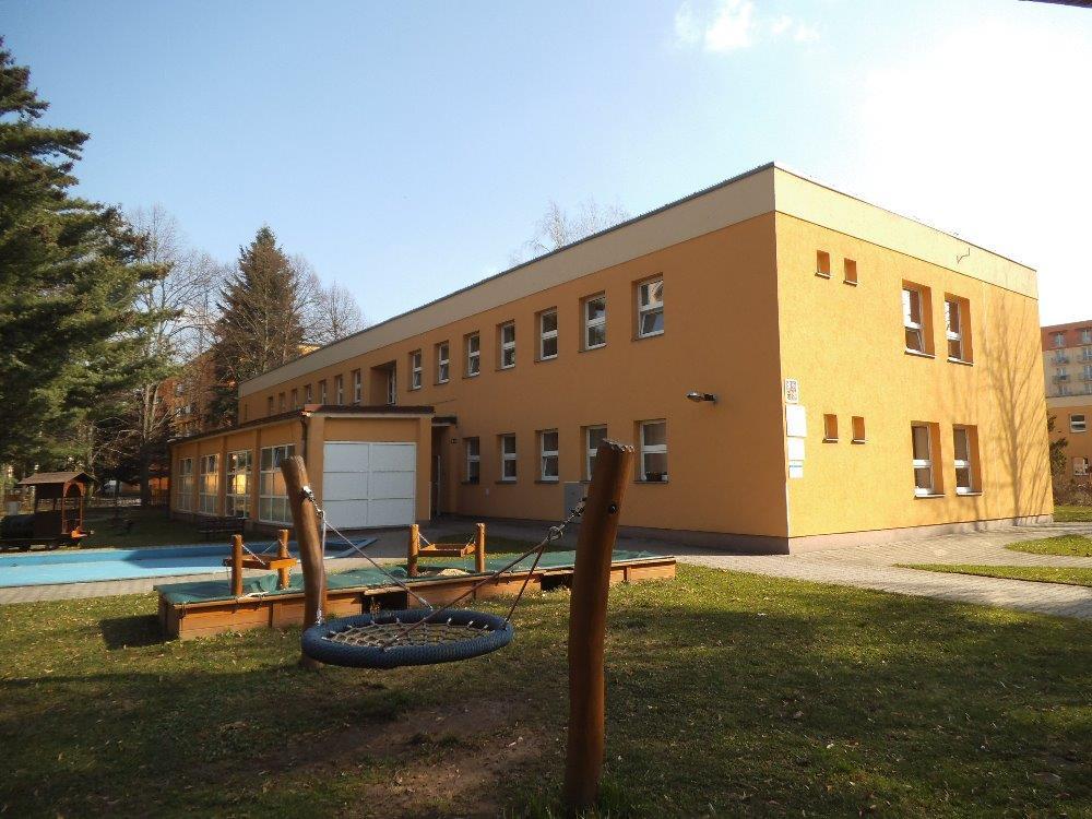 Str. 3 Základní údaje organizace Dětské centrum Turnov, příspěvková organizace Kosmonautů 1641, 511 01 Turnov Příspěvková organizace Města Turnov, registrovaná u Krajského soudu v Hradci Králové,