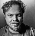 PORTRÉTY INSCENÁTORŮ Jan Tošovský / překlad Vystudoval obor arabistika-religionistika na FF UK a činoherní dramaturgii na DAMU. V letech 2008 11 byl dramaturgem libereckého Divadla F. X. Šaldy.