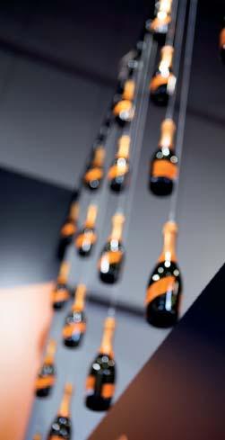 BOHEMIA SEKT PRESTIGE VE VYBROUŠENÉM STYLU Bohemia Sekt Prestige je prestižní řadou nejoblíbenější značky sektů v tuzemsku.