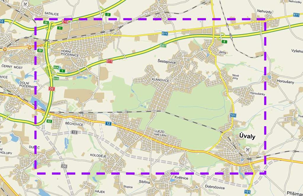 Obr. 1: Situace s vyznačením posuzovaného úseku dálnice D11 a řešeného území POSUZOVANÝ ÚSEK DÁLNICE D11 ŘEŠENÉ ÚZEMÍ Zdroj: podklad [15] V předmětném úseku je dálnice D11 vedena v částečném terénním