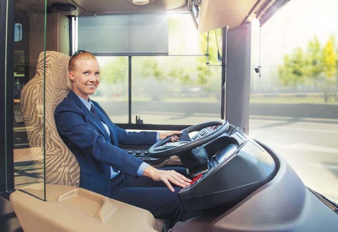 PROSTOR PRO CESTUJÍCÍ Mnohem prostornější interiér a vlídný design, který vás uvítá, vytvářejí z autobusu řady Euro VI nový standard v rámci veřejné dopravy.