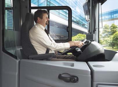 Pracoviště řidiče ve vozech IVECO BUS splňuje veškeré požadované parametry, pokud jde o ergonomii, přístup k pracovnímu místu, vytápění a větrání; a patří mezi