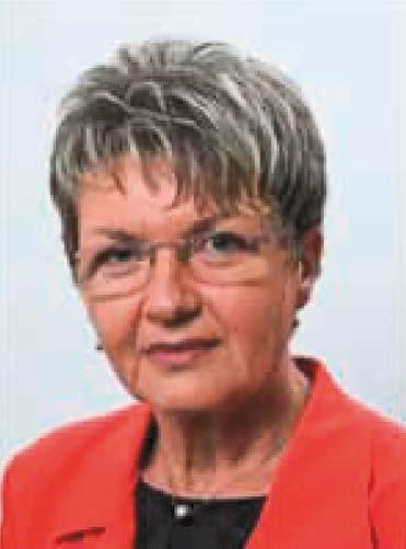 ÚVODNÍ SLOVO VEDOUCÍ ODBORU SOCIÁLNÍCH VĚCÍ A ZDRAVOTNICTVÍ Vážené dámy a pánové, kolegyně a kolegové, již popáté předkládáme veřejnosti komunitní plán rozvoje sociálních služeb a souvisejících