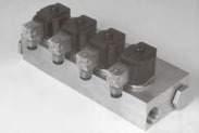 VENTILOVÉ BATERIE A INDIVIDUÁLNÍ ŘEŠENÍ SOLENOID VALVES BLOCK AND INDIVIDUAL SOLUTIONS Typ RPB 4, RPB 5 Regulační čtyřventilová baterie 3/4" a 1", pro ovládání a