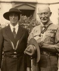 Skauting od začátku do dneška Skauting založil lord Robert Baden-Powell (čti bejdn pól ), zkráceně B.-P. (čti jako bí-pí ).