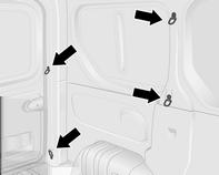 Úložné prostory 79 V závislosti na verzi vozidla mohou být v boční stěně za panelem obložení umístěny poutací oka.
