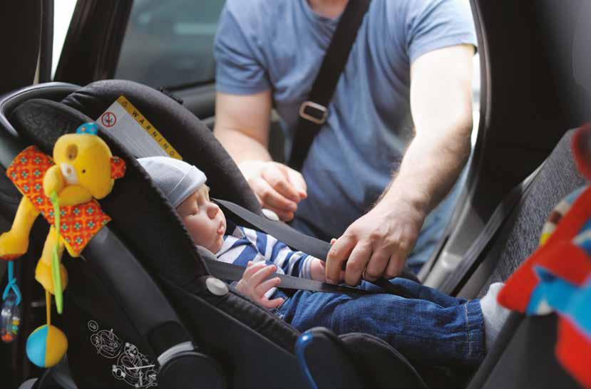 Co je nejdůležitější vědět při výběru autosedačky Za poslední desítky let se v dopravě změnila řada věcí od automobilů, silnic, bezpečnostních poznatků a možností ochrany posádky.