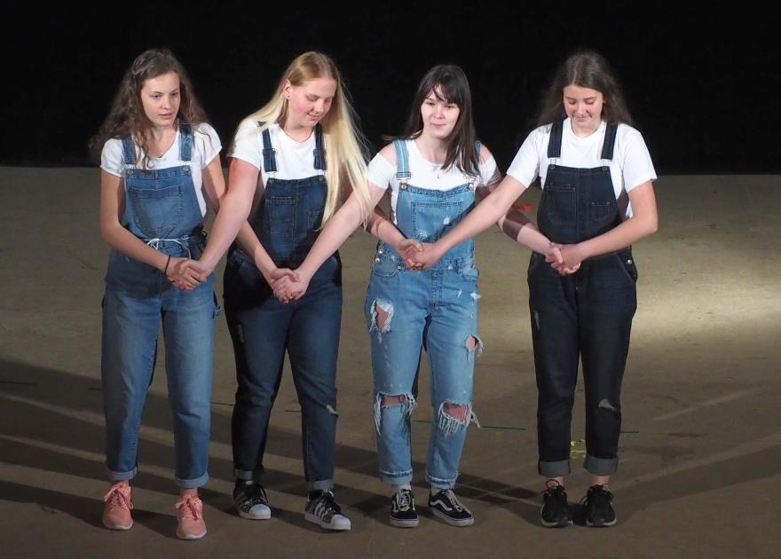 6. 2018 se žáci zúčastnili v Kulturním domě ve Vítkově promítání historického filmu Nejtemnější hodina, který pojednává o jedné z největších osobností 20. století Winstonu Churchillovi. 15. 6.