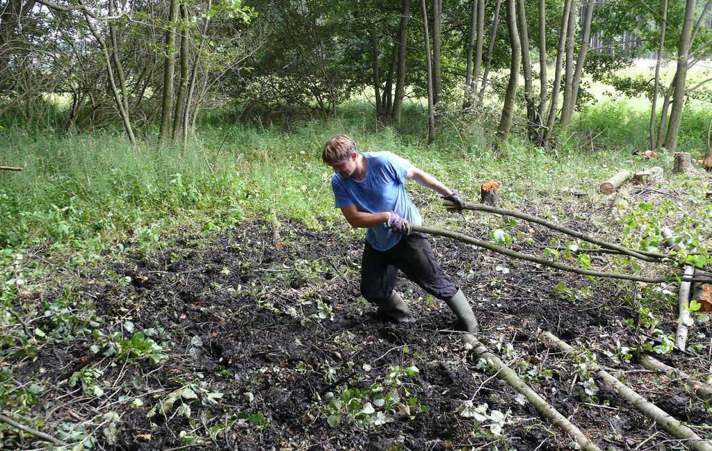 2.6.3 U Měšína Zájmová lokalita leží nedaleko obce Měšín, jihozápadním směrem.