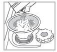 Leštidlo a regenerační sůl Pouţívejte pouze specifické mycí prostředky pro myčky nádobí. Nepouţívejte kuchyňskou ani průmyslovou sůl ani mycí prostředky pro mytí v rukou.