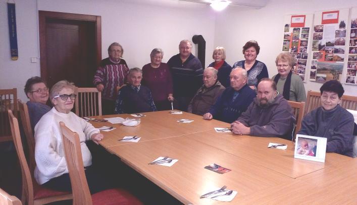 Letos jsme se občerstvovali v Opolanech, v obecní hospůdce. Někteří vytrvalci vydrželi se svačinou až na Soutok. Setkání seniorů - Babinec Dne 19.