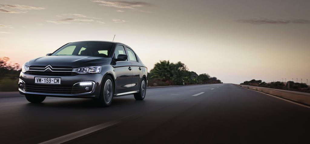 VÝKONNÉ A ÚSPORNÉ MOTORY 3,8 L / 100 KM A 98 G / KM CITROËN neustále zdokonaluje své motory s cílem optimalizovat jejich výkon a spotřebu paliva a garantovat odolnost i v těch nejnáročnějších